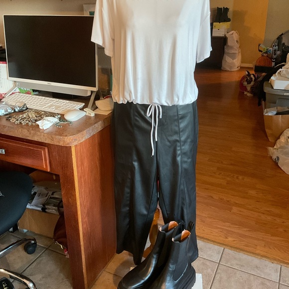 Zara Black Leather Chelsea Boot Size 9/40, NWT - NWOB - Picture 4 of 16